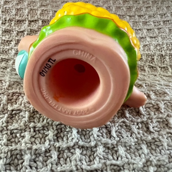 🌸 3/$15 bundle🌸 Fisher-Price Little People Beach Ball Blonde Girl Figure - Picture 3 of 3